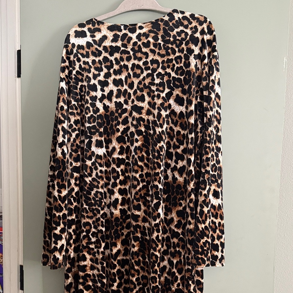 Leopard Duster - Picture 2 of 5